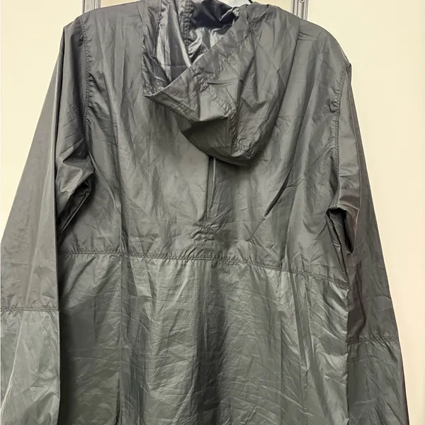 Columbia Gray Raincoat‎ Lightweight Water-Resistant Design - Image 3