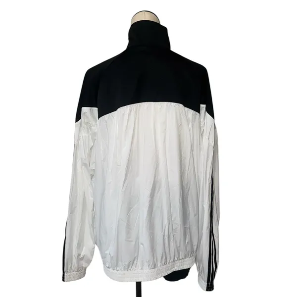 NWT Adidas Originals R3CD TT Women's Jacket Full Zip Loose Fit JZ6777 - Image 11