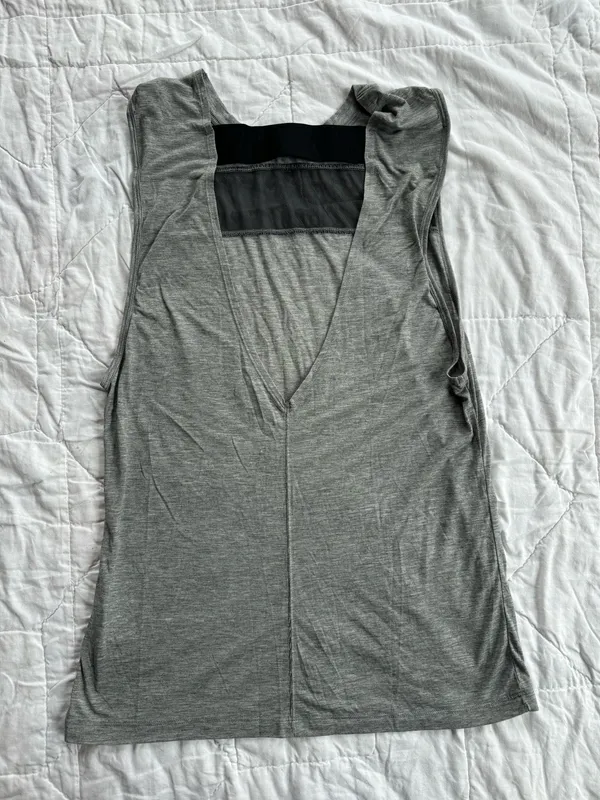 Nike Dri-Fit Tank Top Medium - Image 4
