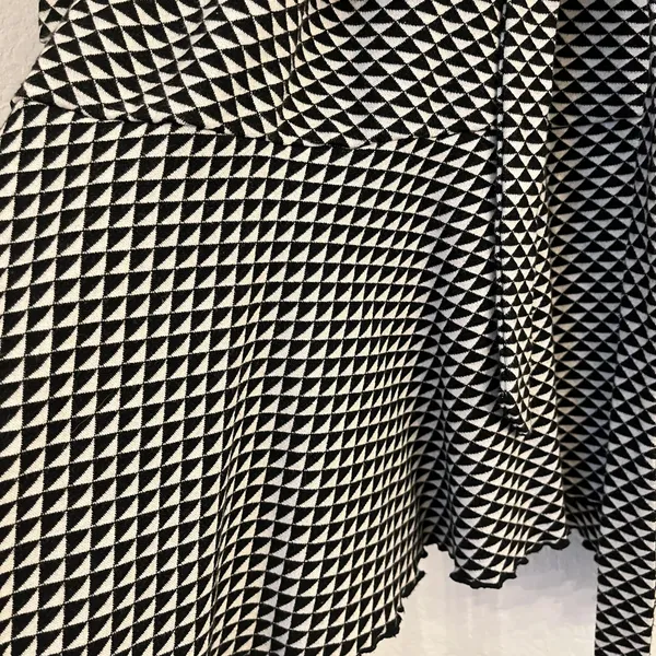 Nicole Miller Collection‎ Claudette Knit Wrap Sweater Dress L Geometric Ruffles - Image 5