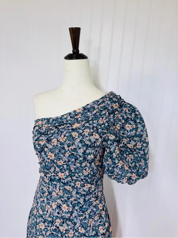 ASTR Santorini One Shouler Midi Dress Medium Blue Floral Wedding Guest Romantic - Image 5