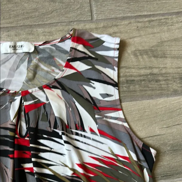 Jones Studio Graphic Black and White Blouse - Image 4