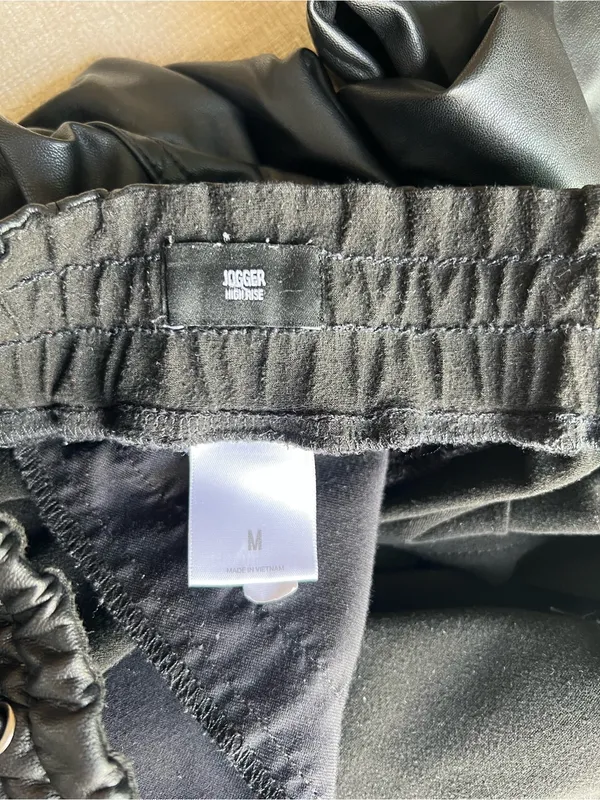 Express Women’s M Black Faux Leather Jogger Pants High Rise Drawstring - Image 5