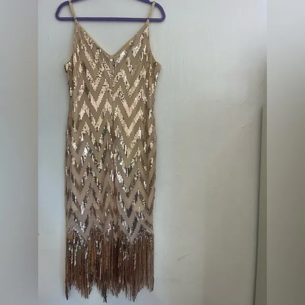 SHEIN Gold and Cream Sequin Midi Dress - Image 8