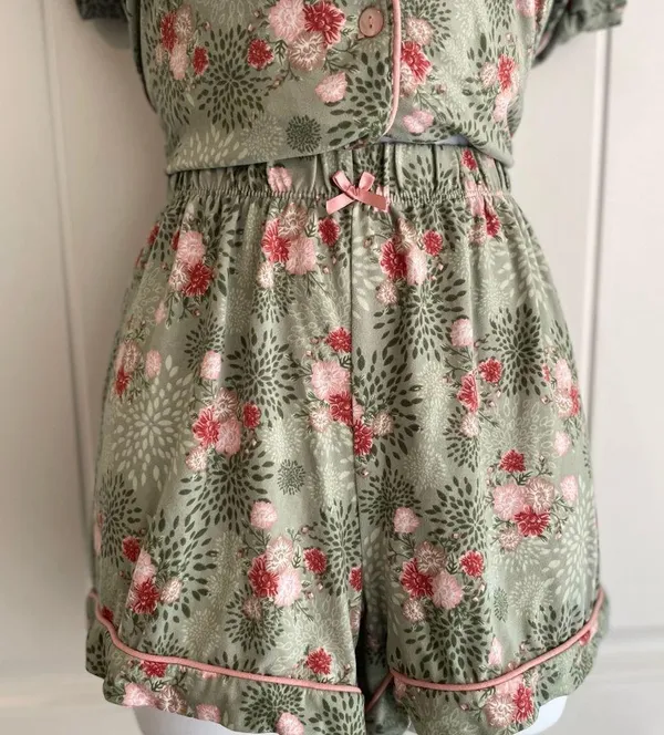 Balletcore Floral Green & Pink Satin Bow Pajama Set by Cynthia Rowley Sz Medium - Image 6