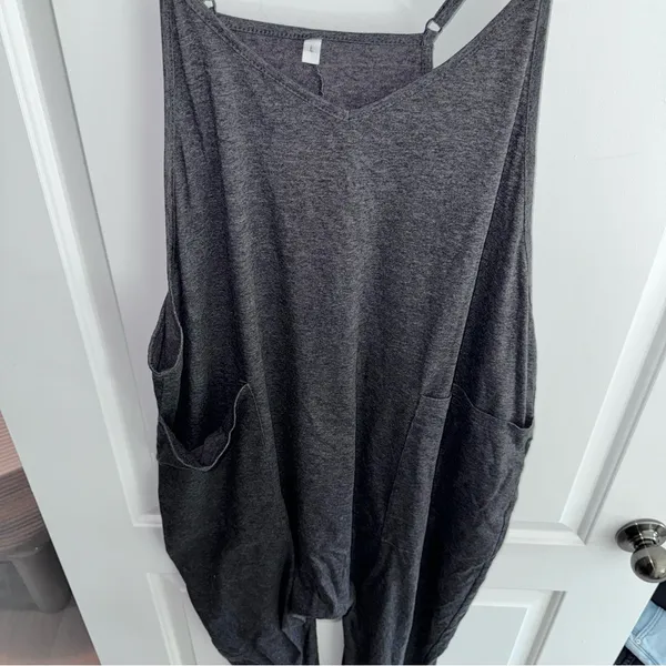 Harem Jumpsuit Charcoal Gray Size Large - Image 4