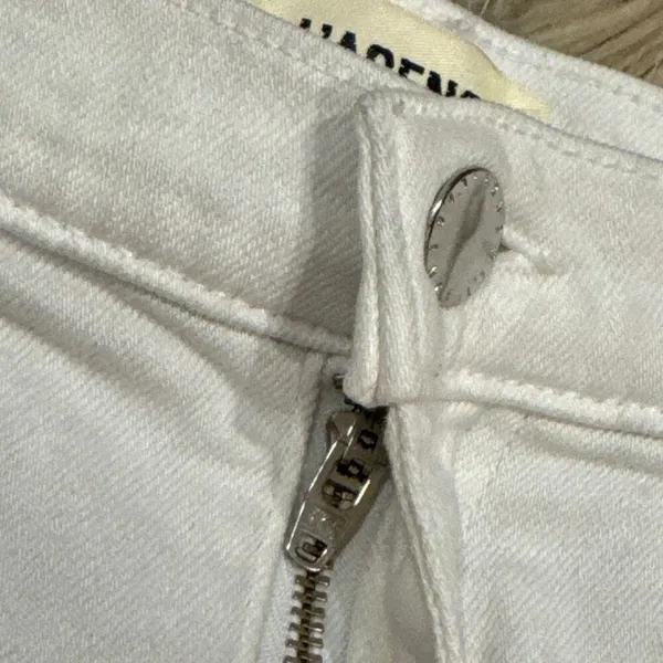 L’agence white denim shorts size 27 - Image 4