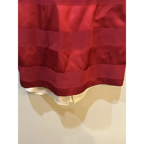 Hellessy Emily Dress‎ In Red With Contrast White Shirttail Hem Size 4 Crimson - Image 6