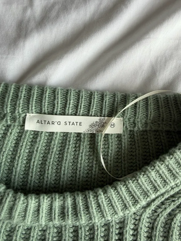 light green altard state cropped sweater - Image 3