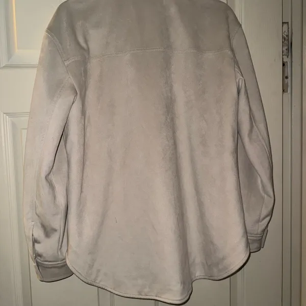 Abercrombie & Fitch Vegan Suede Jacket in Cream - Image 3