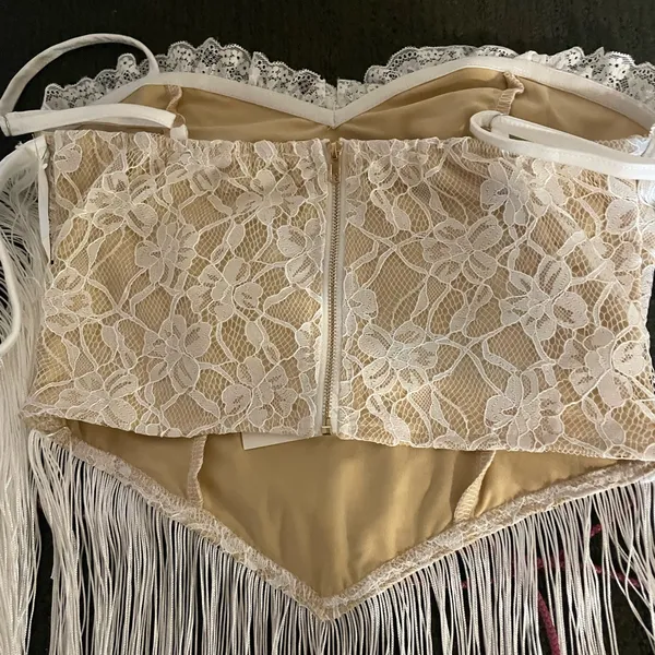 Elegant Lace Fringe Blouse - White and Cream - Image 4