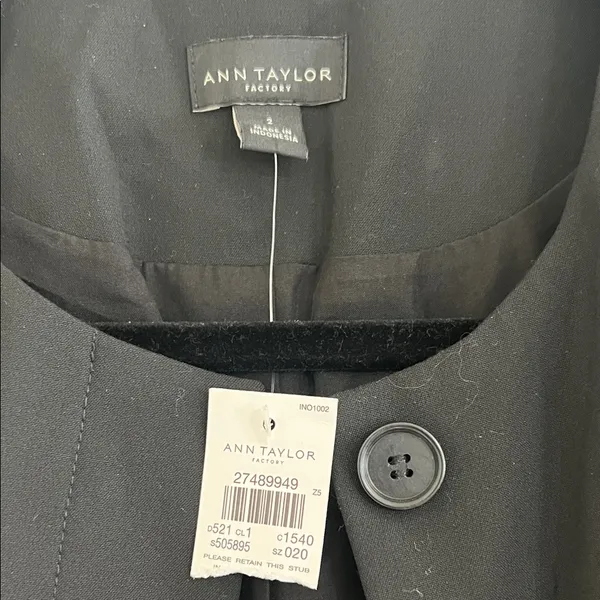Ann Taylor Black Blazer Modern Minimalist Suit Jacket - Image 3
