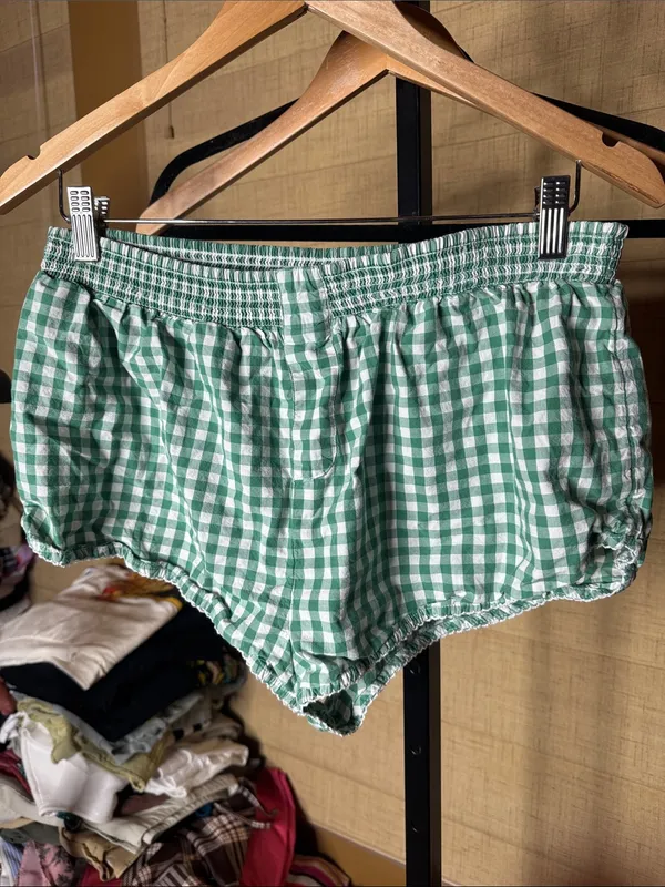 By Anthropologie Green Gingham Smocked Bloomer Shorts Size Medium - Image 2