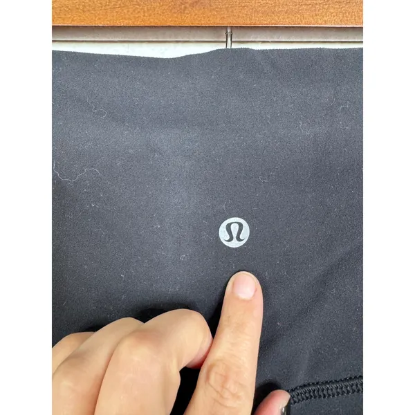 Lululemon Align High Rise Cropped‎ Leggings Black Nulu Yoga Pants Size 4 - Image 3