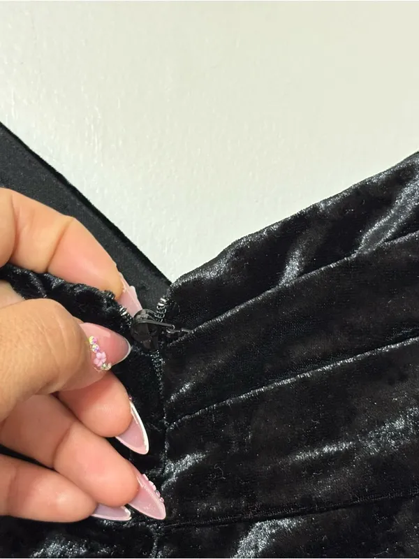 Sherri Hill Black Crushed Velvet Off Shoulder Mini Dress 6 Long Sleeve Cocktail - Image 11