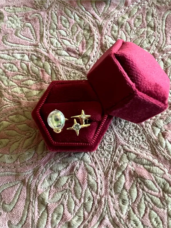 Gold-Tone Star & Crystal Statement Earrings - Women's Jewelry Size 7 - Image 2