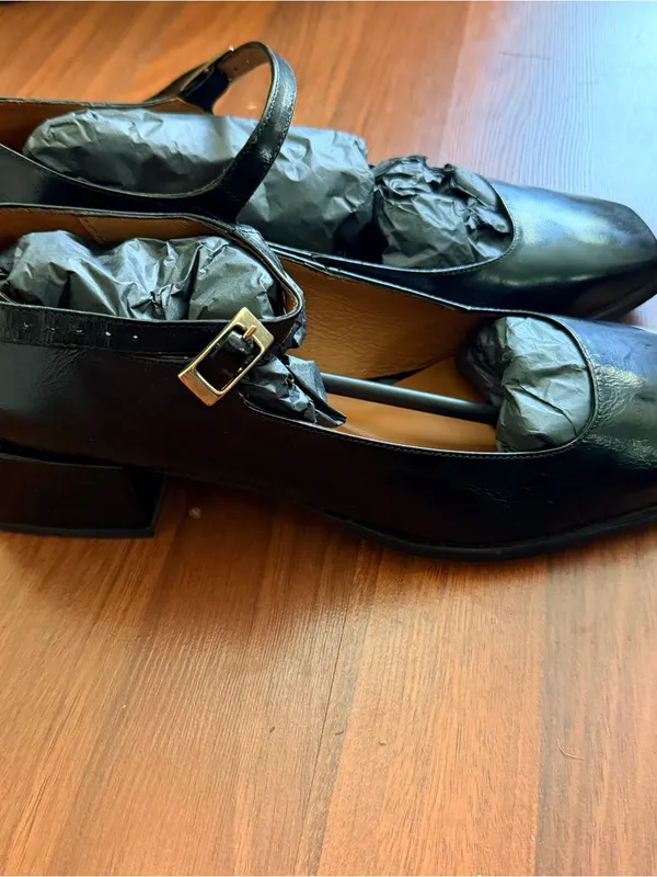 Mauve Black Mary Jane Heels - Image 5