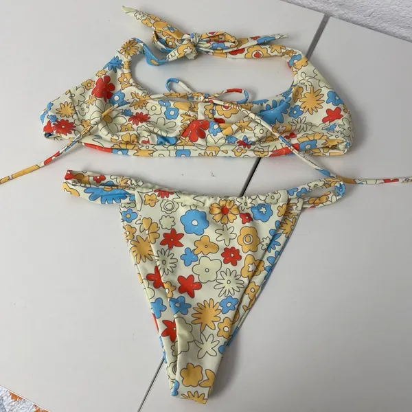 Aurelle Swim Capri Blue Floral Bikini Yellow - Image 6