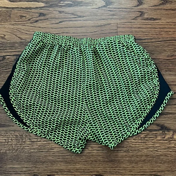 Nike Dri Fit Shorts - Image 3