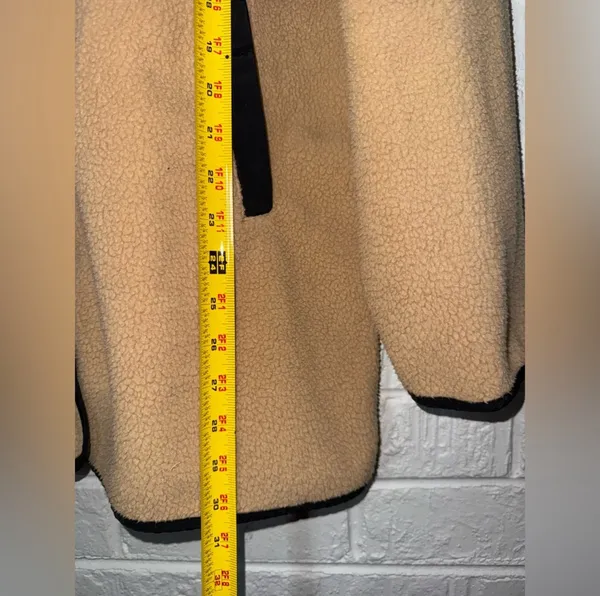 J.CREW women’s Piped sherpa coat sz L ✨ - Image 3