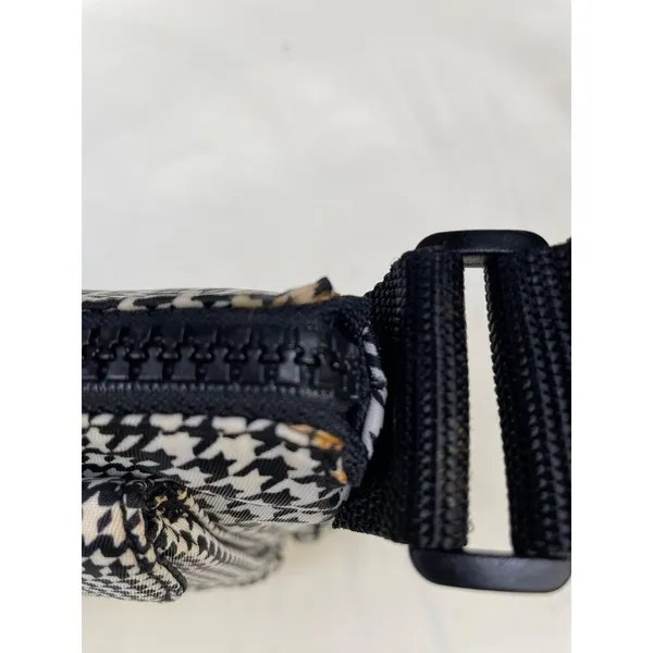 Lauren Ralph Lauren Women's Houndstooth Shoulder Bag Hand Bag SKU 6136 - Image 8