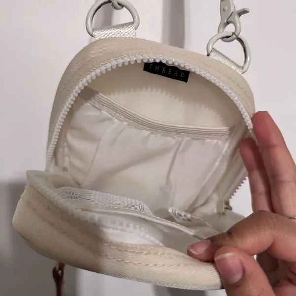 Thread Wallets Off White Crossbody Bag - Image 6
