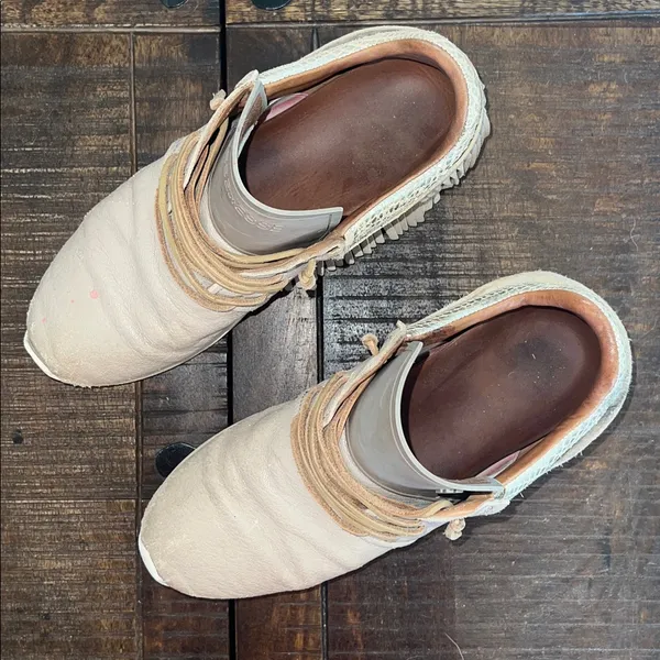 Esseutesse Shoe Size 39 Beige Leather Upper Metallic Foil Fringe Sneakers - Image 6
