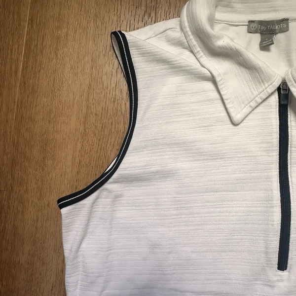 T By Talbots White And Black Active Sleeveless Polo Zip Top Size Small - Image 6