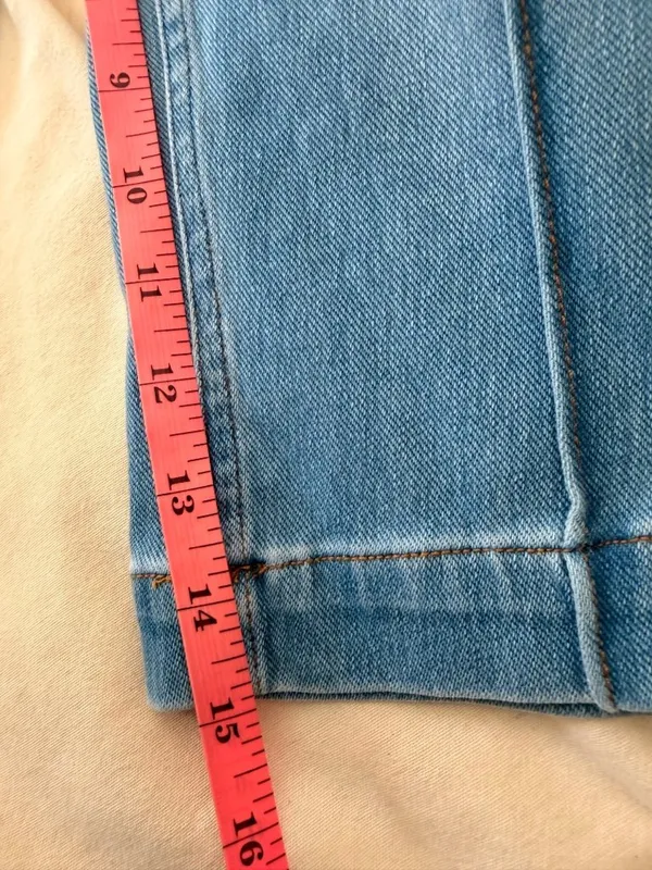 Halara S Womens Light Blue Denim Capri Pants With Front & Back Pockets Size S Re - Image 5