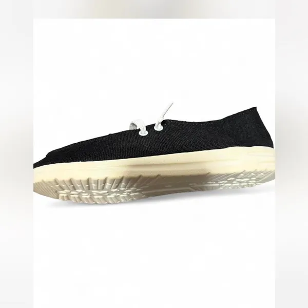 black canvas slip-on shoes women’s size 8 - Image 3