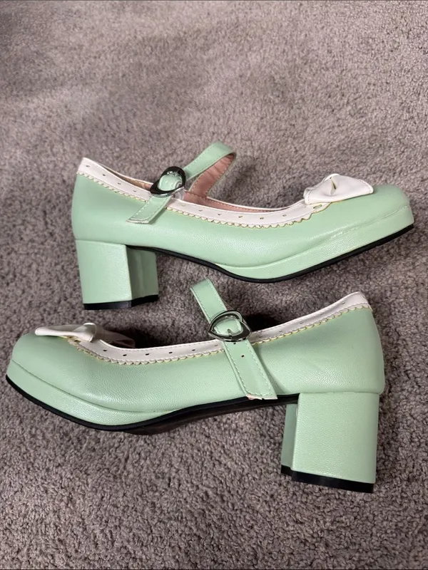 Women’s Green Chunky Heel Mary Jane Pumps Cute Bow & Hearts Round Toe Size 7 NEW - Image 14