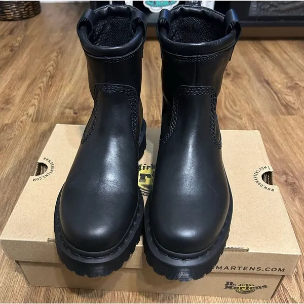 DR MARTENS Anistone LO black leather boots booties shoes women’s 9 new - Image 2