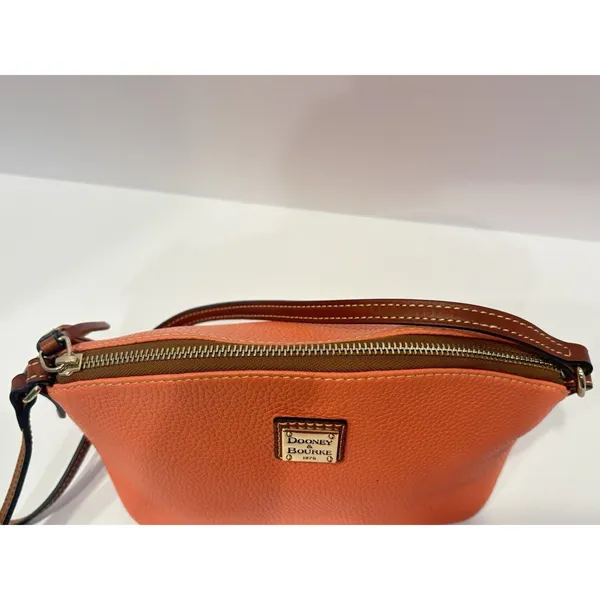 Dooney & Bourke Pebble Grain Suki Crossbody Orange - Image 3