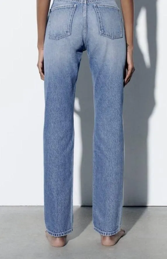 Zara button fly high rise straight leg size 6 - Image 4