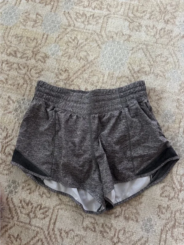Lululemon Hotty Hot High-Rise Lined Short 2.5" Heather Lux Multi - Image 4