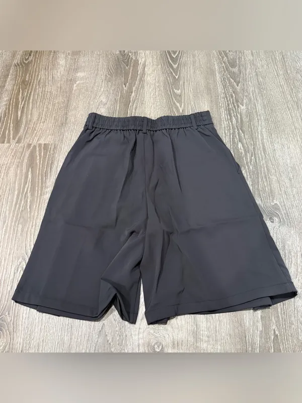 NWT Halara Black Flow Pleated High Rise Shorts - Image 2