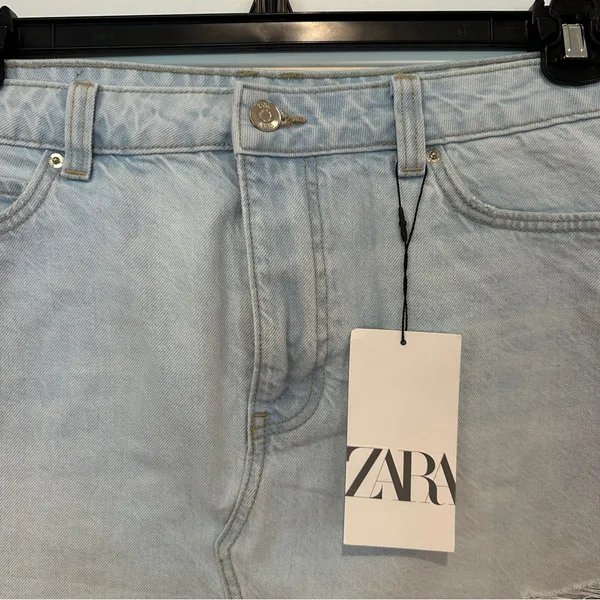 New Zara Ripped Denim Mini Skirt Sz L Distressed Hem Light Blue NWT - Image 7