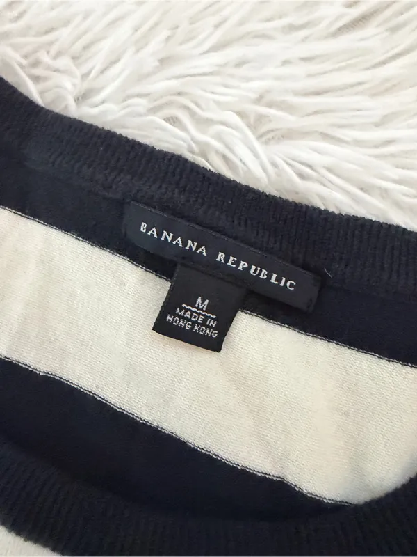 Banana Republic Women’s M Black Cream Striped Knit Top Short Sleeve - Image 2