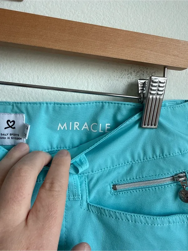 Daily Sports Miracle Capri Aqua Blue Golf Pants Women's Size 8 Stretch - Image 5