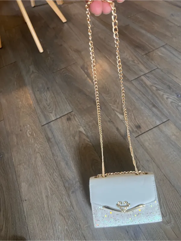 White Chain - Image 4