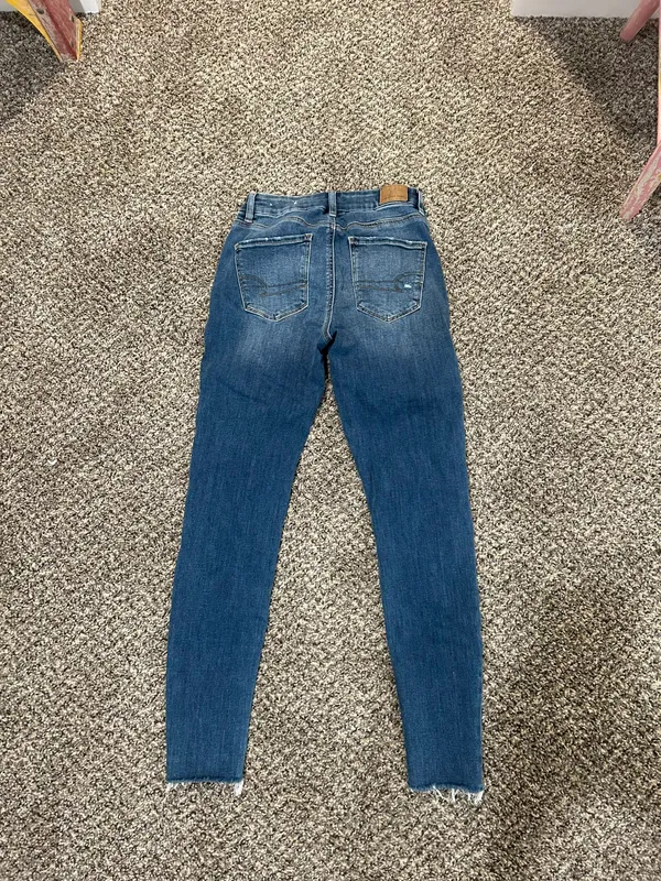 Outfitters Jeans - Image 3