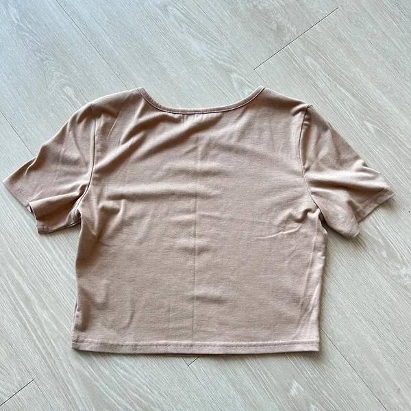 Cowboys Horse Crop Tee Womens Small Beige Tan - Image 4