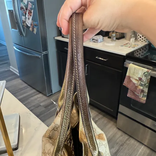 Gucci Beige GG Canvas Shoulder Bag with Gold Metallic Trim - Image 11