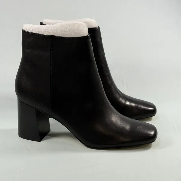 Bella Vita Size-12M Womens Wilma Square Toe Ankle Boot‎ - Black Leather - Image 2