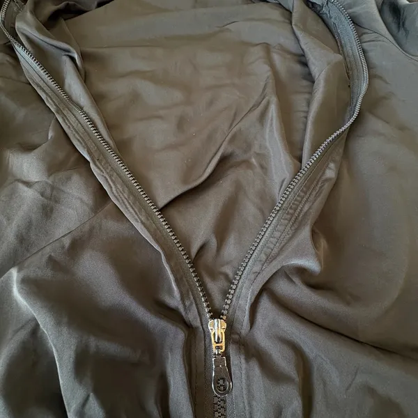 Brandy Melville Malibu California Lightweight Zip Up Hooded Jacket‎ Fits Med/Lg - Image 7