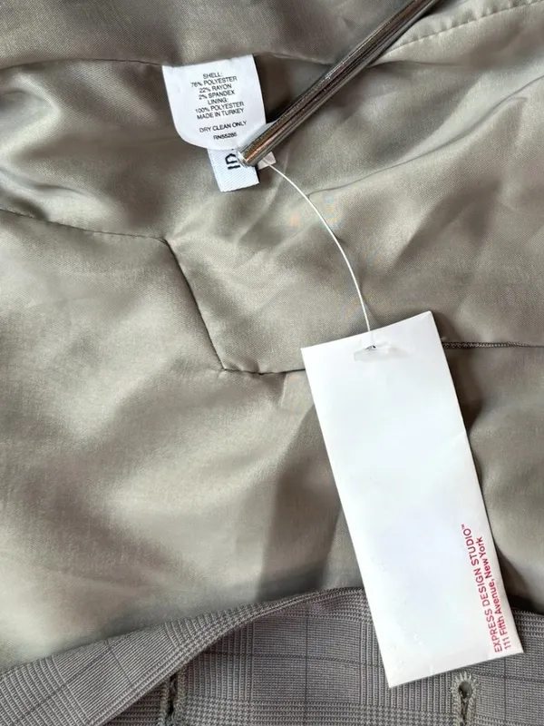 Express Design Studio Light Olive Gray Padded Shoulder Top Y2K NWOT Structured - Image 8