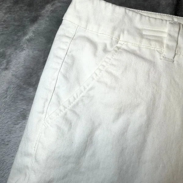 American Eagle Womens Size 12 White Midi Stretch Chino Shorts Summer Beach - Image 13