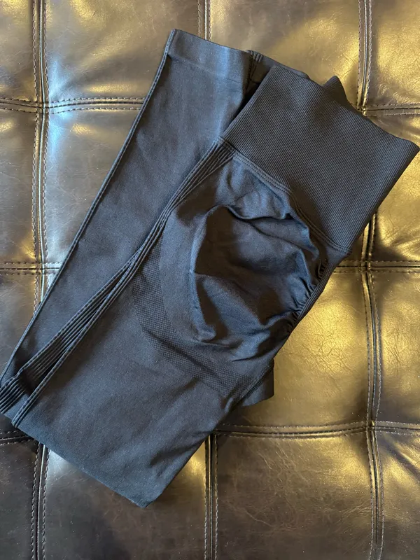 Halara Seamless Flow High-Waisted Butt Lifting Leggings - Image 5