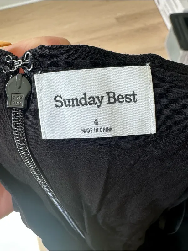 Aritzia | Sunday Best - Black Mini Skirt with Side Slit - Image 6