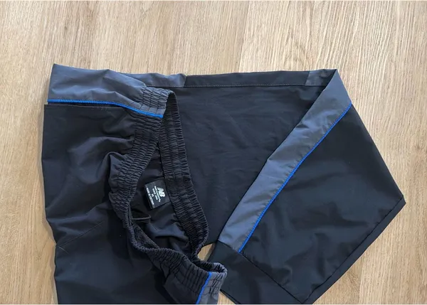 New Balance Track Pants Black Women’s M - Image 4